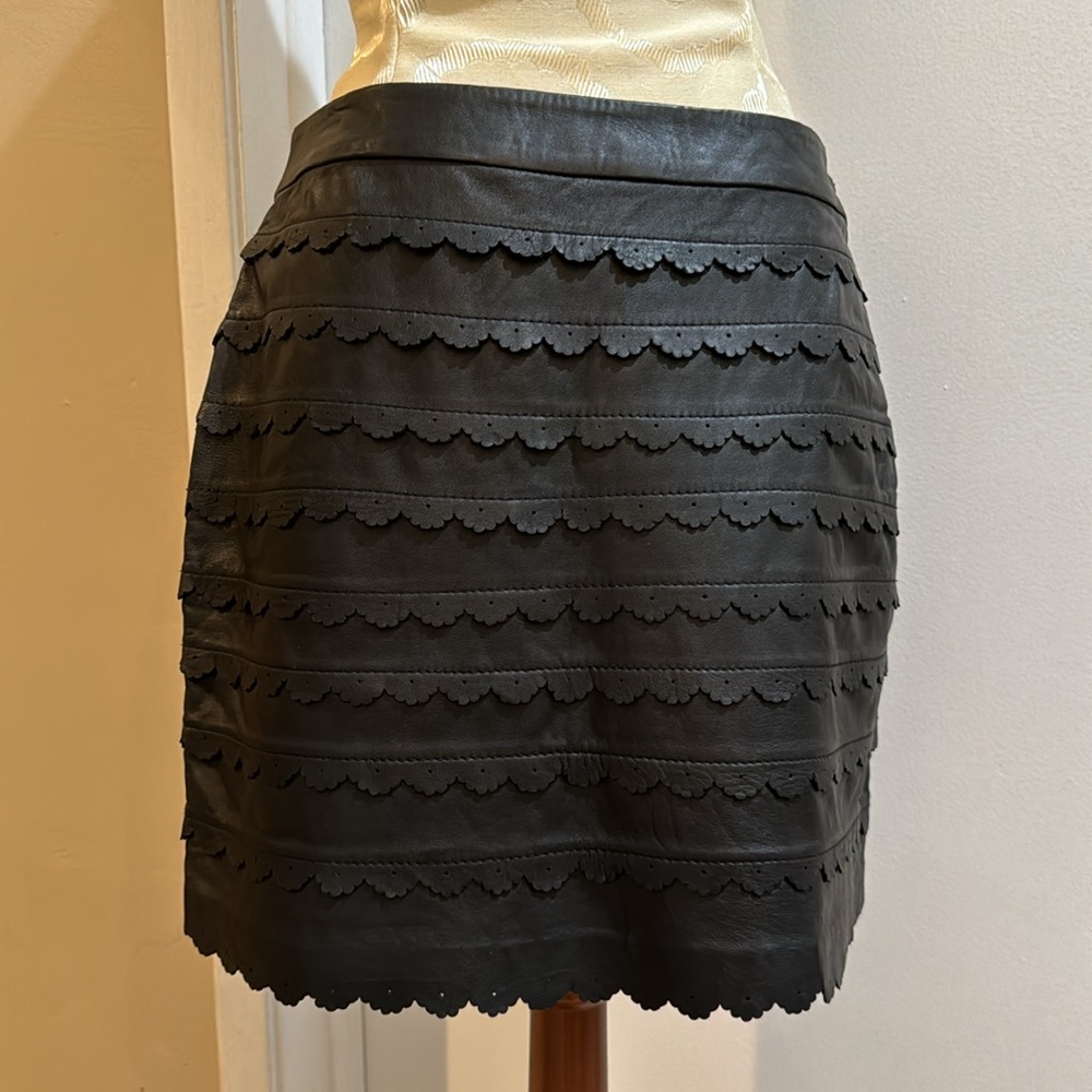 Leather Black Scalloped Gold Zipper Lined Mini Skirt M 6